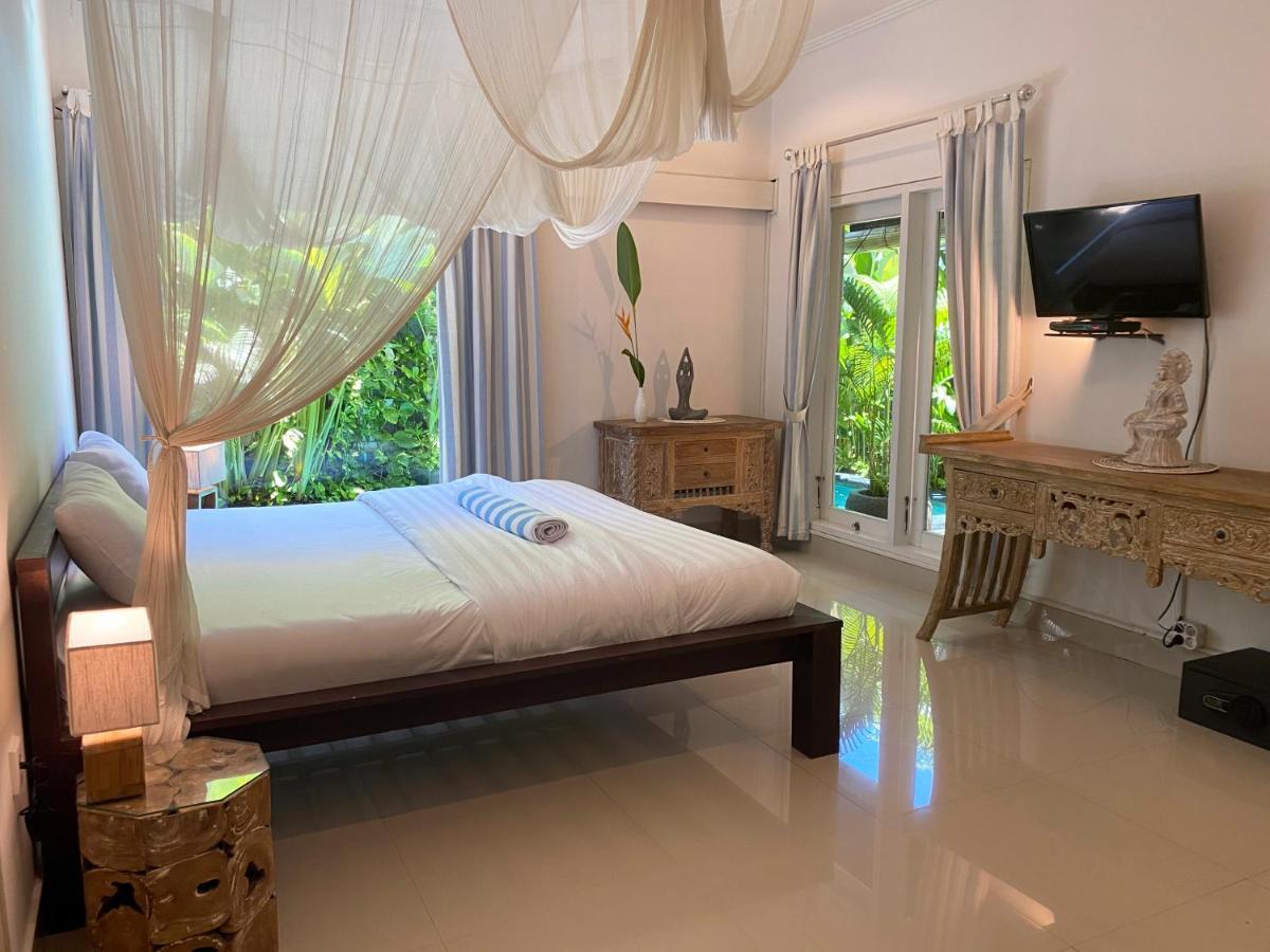 Villa Lily Seminyak Buitenkant foto